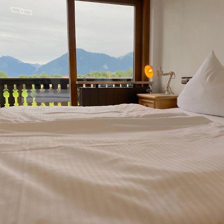 Grosszuegige Ferienwohnung Am Tegernsee Mit Suedbalkon Und Wallbergblick 바트비제 외부 사진